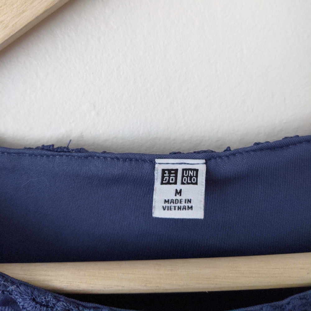 Uniqlo Blue Lace Shell - Picture 3 of 5